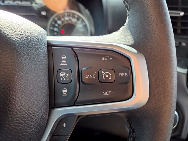 Used 2025 RAM 1500 Big Horn AWD/4WD image 22