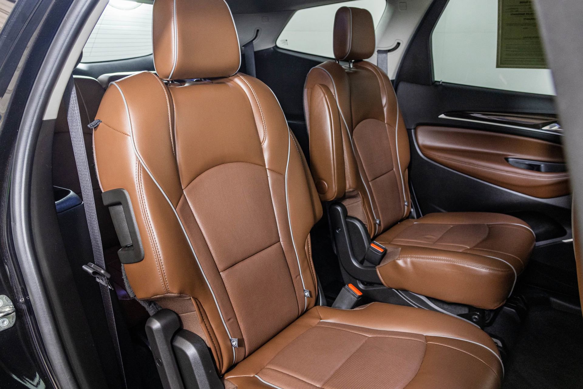 Used 2018 Buick Enclave Avenir w/ Avenir Technology Package image 49