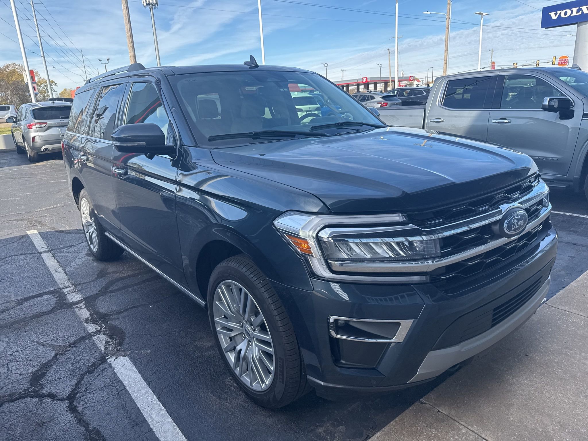 Used 2024 Ford Expedition Limited
