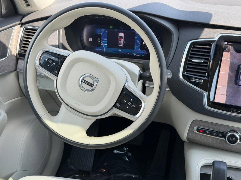 Certified 2023 Volvo XC90 B5 Plus w/ Protection Package AWD/4WD image 13