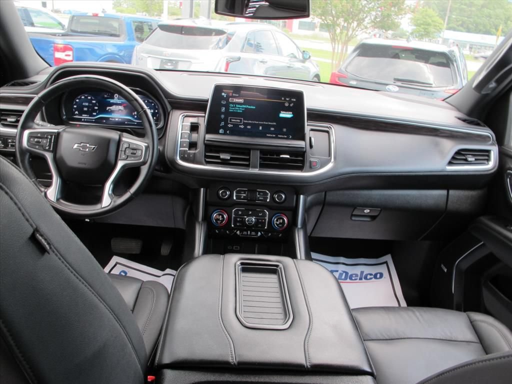 Used 2024 Chevrolet Tahoe Z71 w/ Luxury Package AWD/4WD image 23