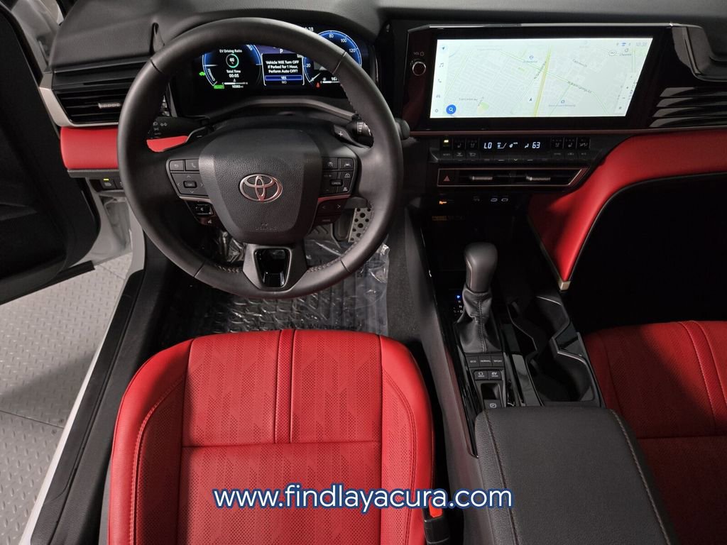 Used 2025 Toyota Camry XSE image 16