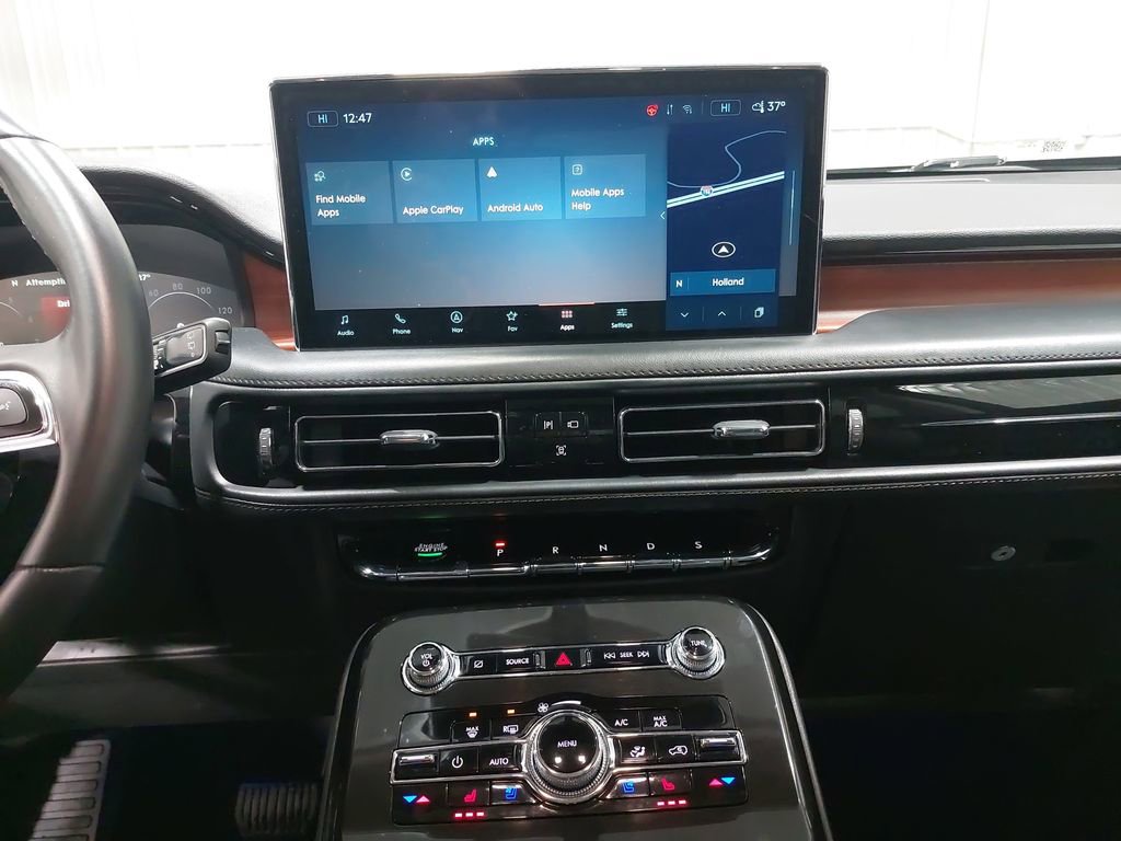 Used 2022 Lincoln Nautilus Reserve image 20