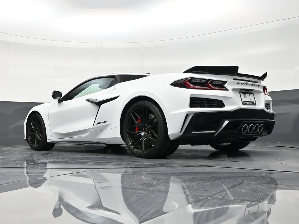 Used 2026 Chevrolet Corvette Z06 image 22