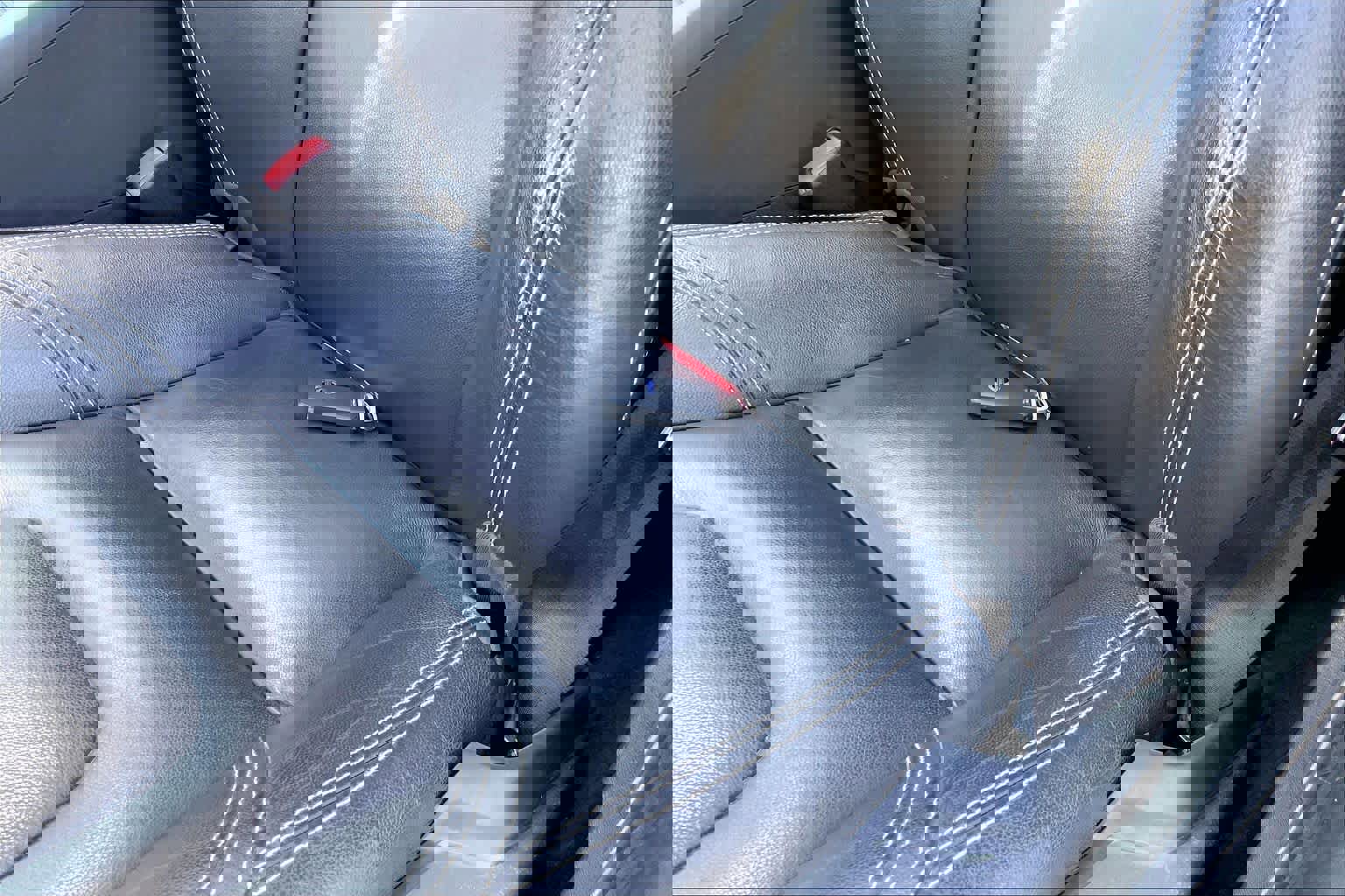 Used 2016 Volvo V60 T5 Premier w/ Convenience Package image 13