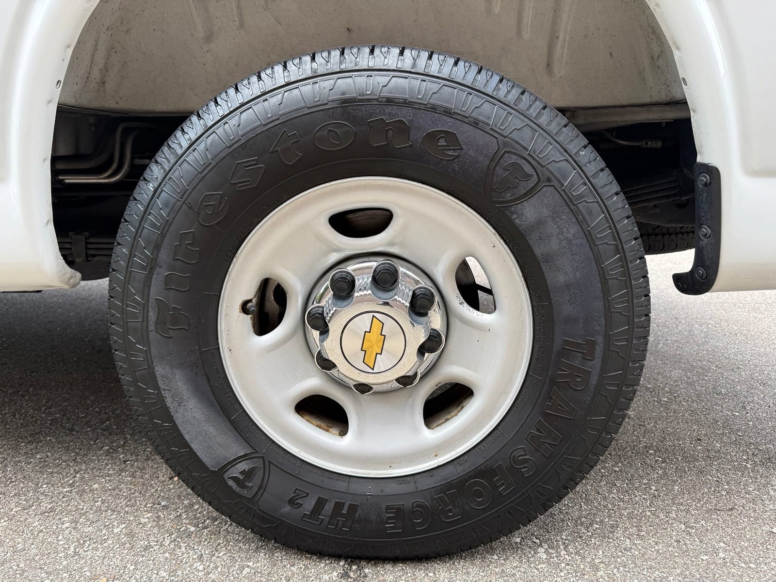 Used 2025 Chevrolet Express 3500 LT w/ LT Preferred Equipment Group RWD image 19