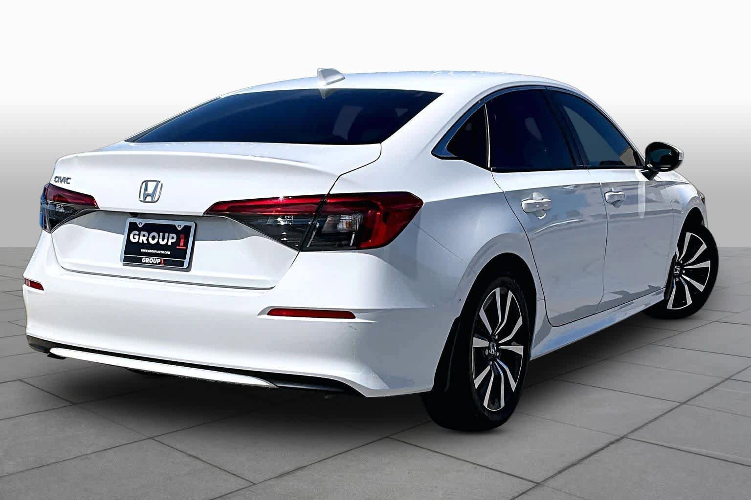 Used 2022 Honda Civic EX image 12