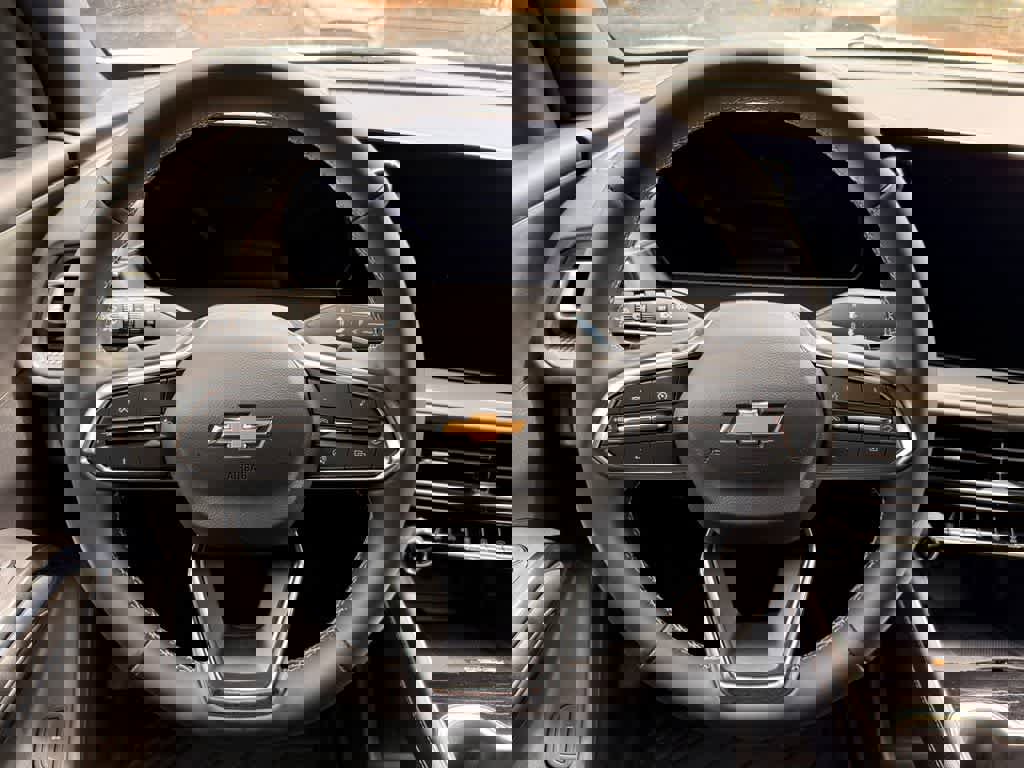 Used 2024 Chevrolet Traverse LT image 15