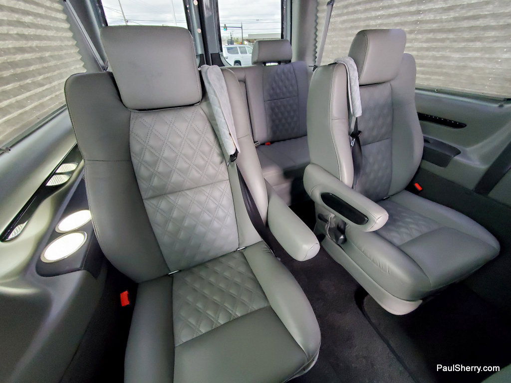 Used 2024 Mercedes-Benz Sprinter 2500 image 3