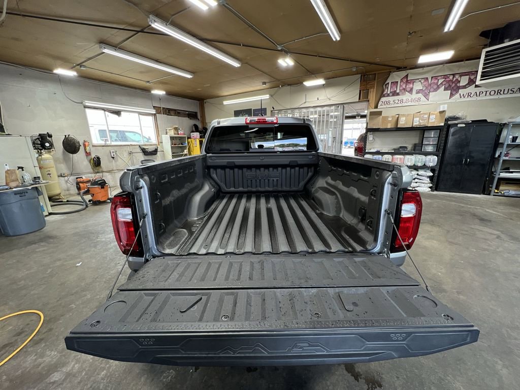 New 2025 GMC Canyon Elevation w/ Convenience Package image 27