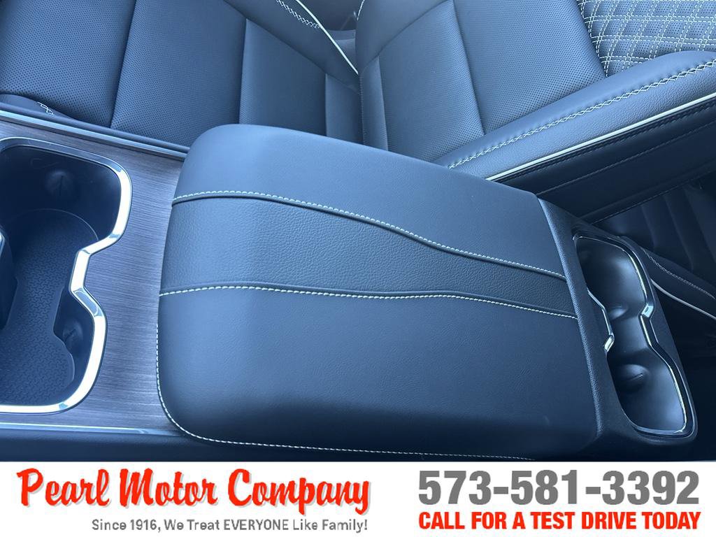 New 2026 GMC Acadia Denali w/ Super Cruise Package image 22