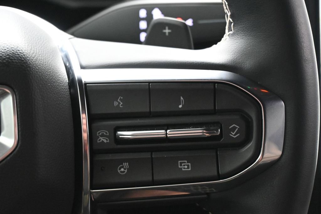 Used 2026 GMC Acadia Denali Ultimate w/ LPO, Floor Liner Package FWD image 23