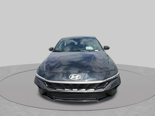 New 2026 Hyundai Elantra SEL Sport FWD image 3