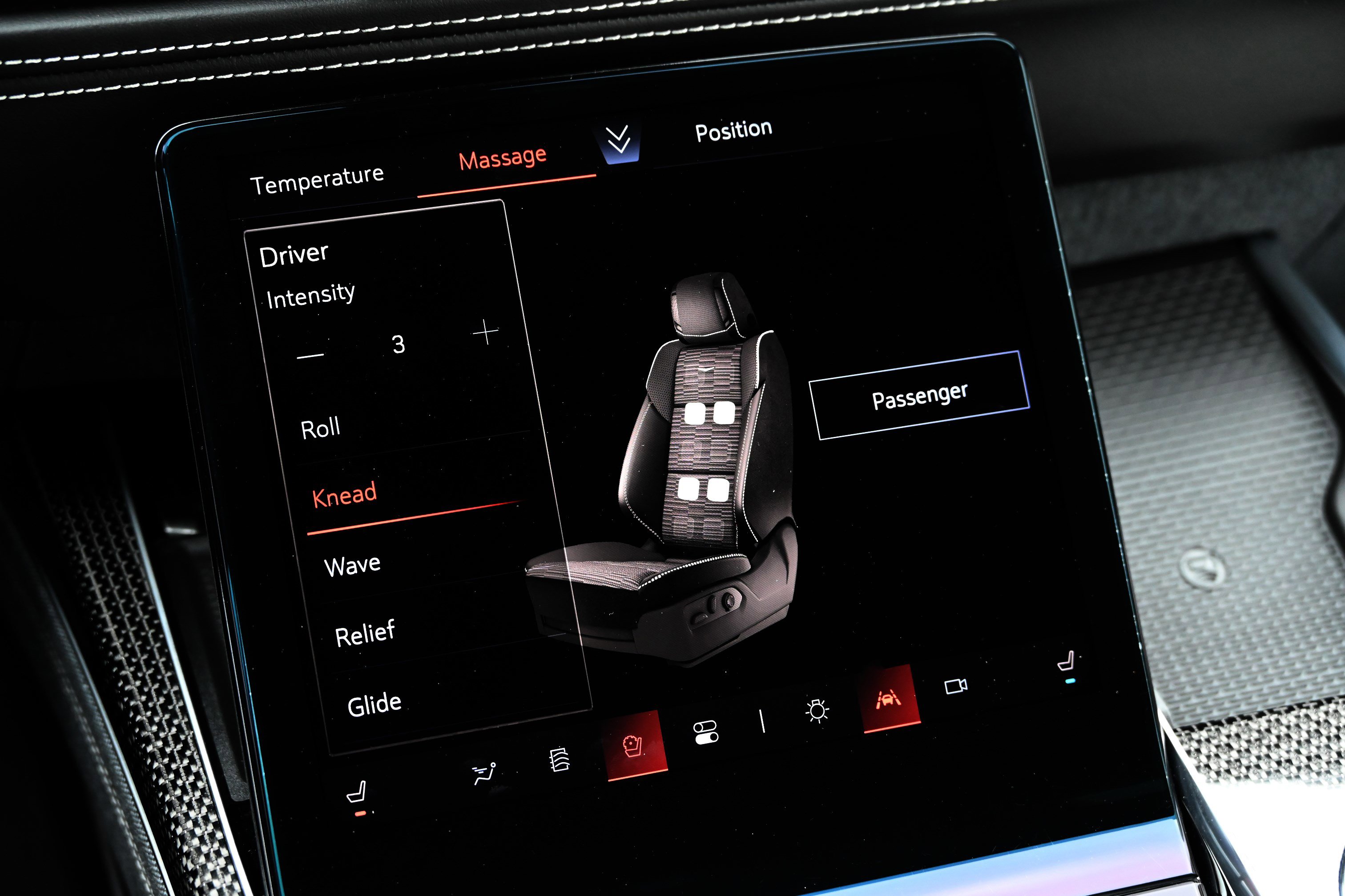 Used 2026 Cadillac Escalade V w/ LPO, ONYX Package AWD/4WD image 24