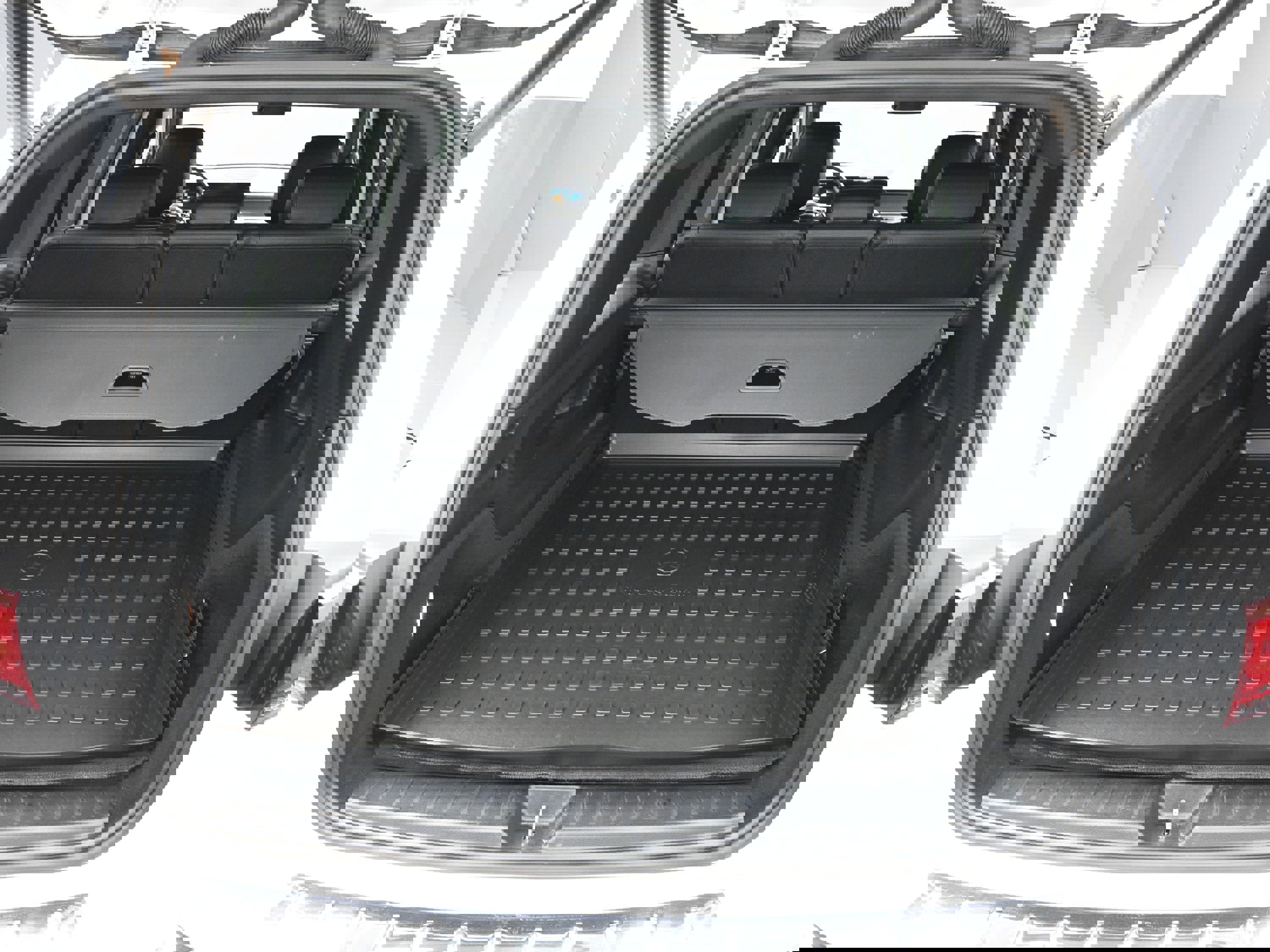 Used 2021 Mercedes-Benz GLB 250 4MATIC image 24