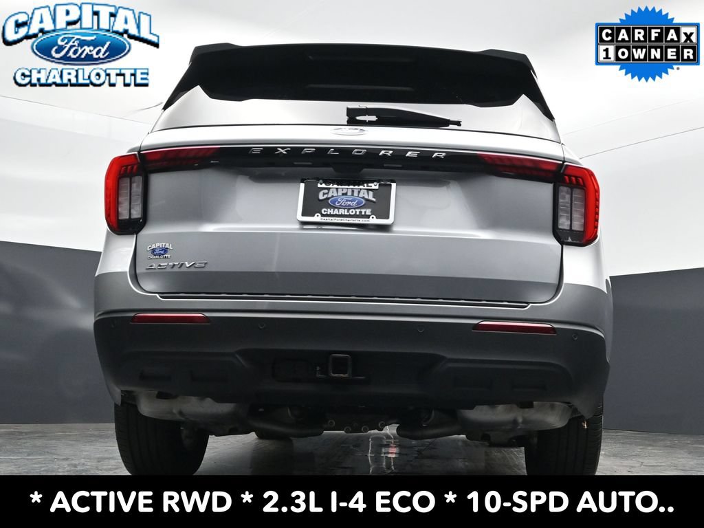 Used 2025 Ford Explorer Active RWD image 25
