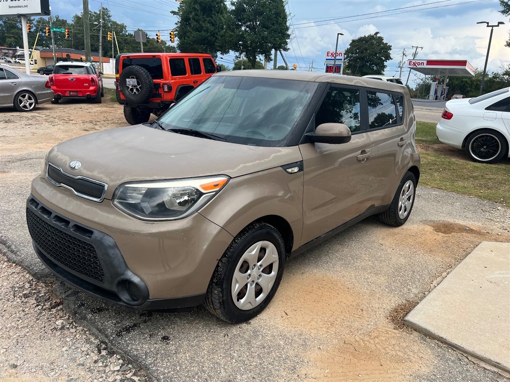 Used 2014 Kia Soul FWD image 1