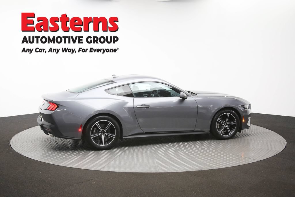 Used 2025 Ford Mustang Coupe RWD image 40