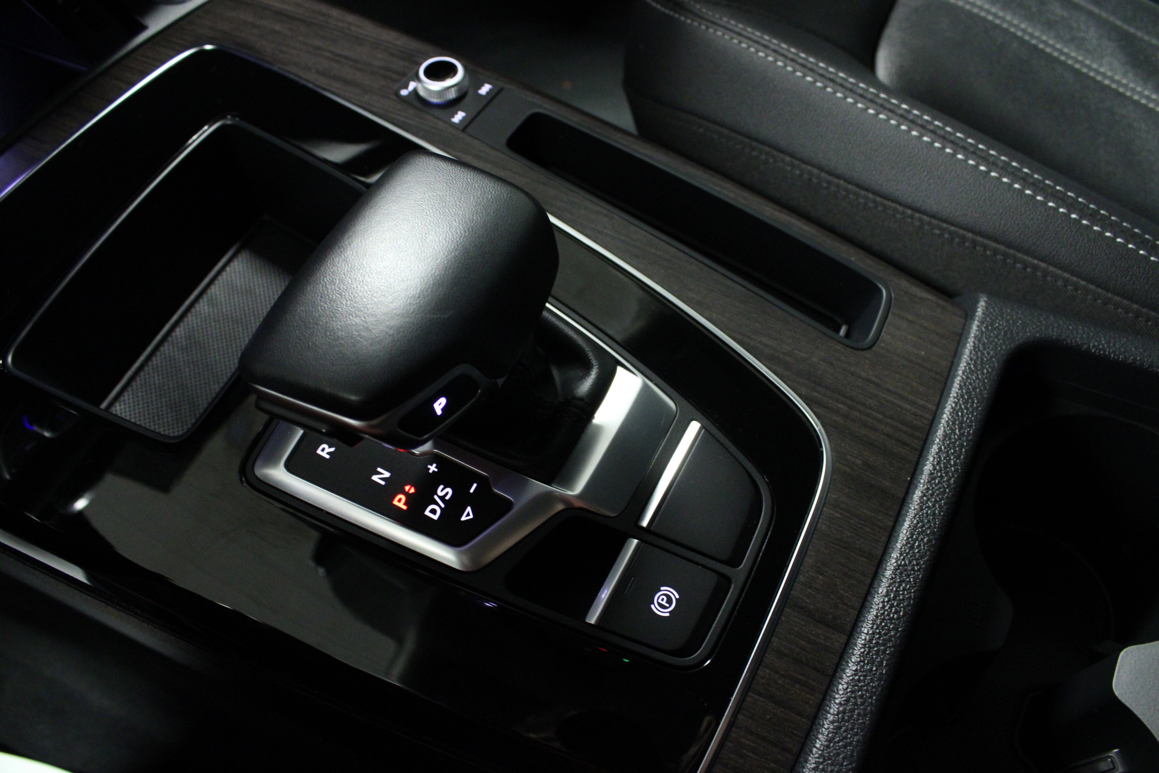 Used 2023 Audi Q5 2.0T Premium image 23