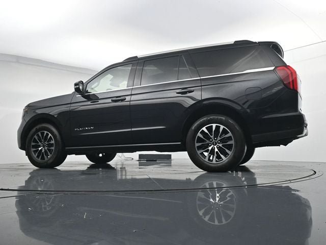 Used 2025 Ford Expedition Platinum AWD/4WD image 35