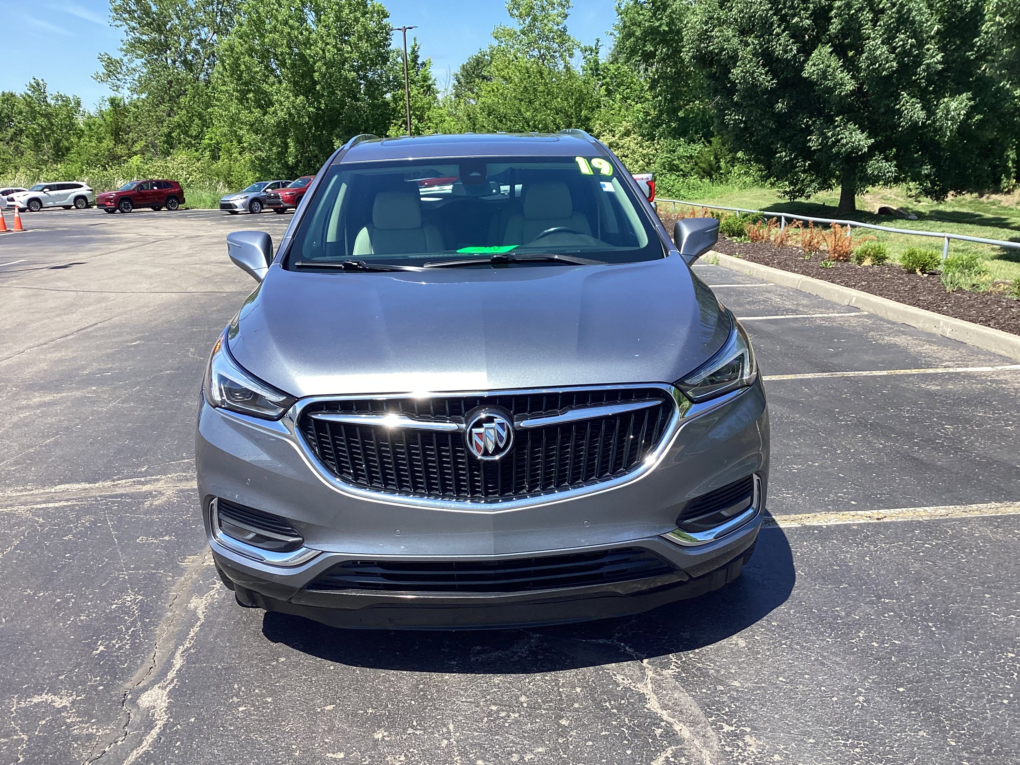 Used 2019 Buick Enclave Premium w/ Experience Buick Package AWD/4WD image 3