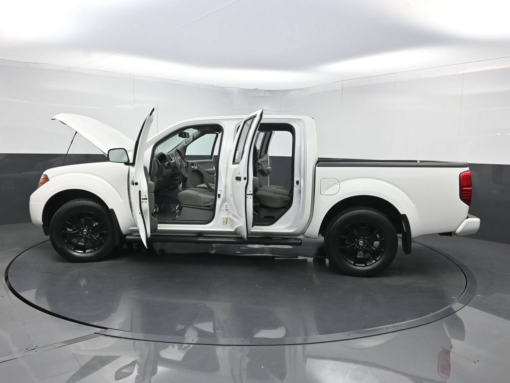 Used 2020 Nissan Frontier SV w/ Midnight Edition Floor Mats AWD/4WD image 33