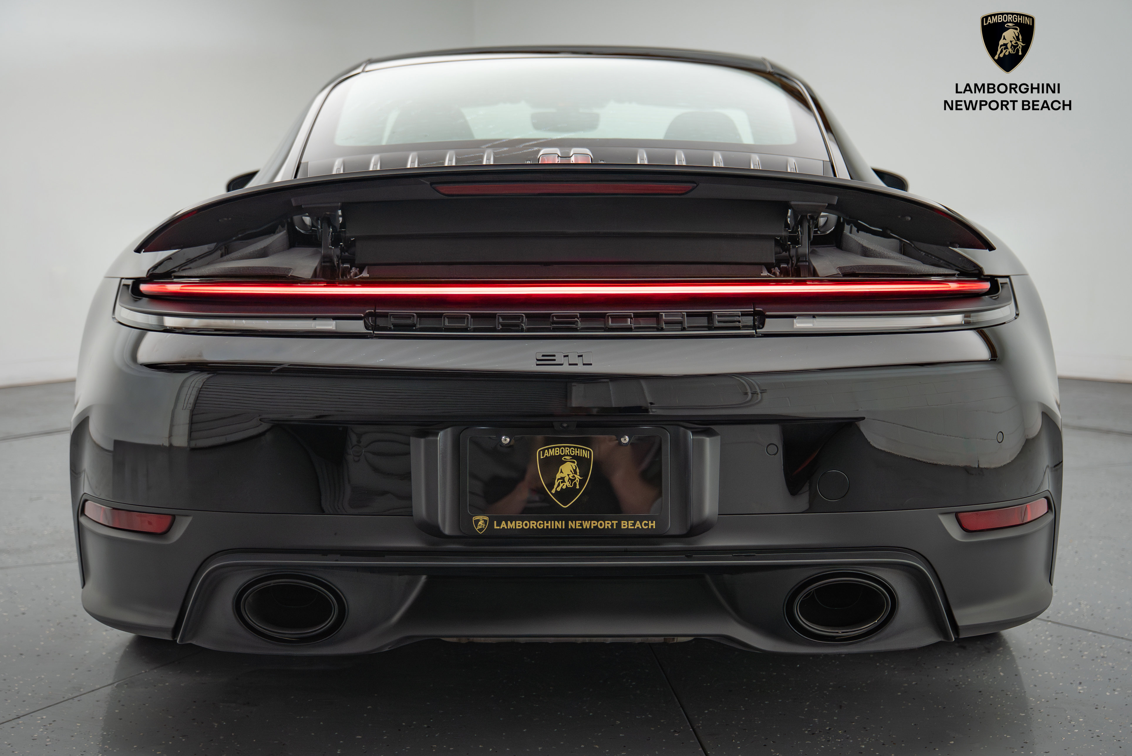 Used 2025 Porsche 911 Carrera image 18
