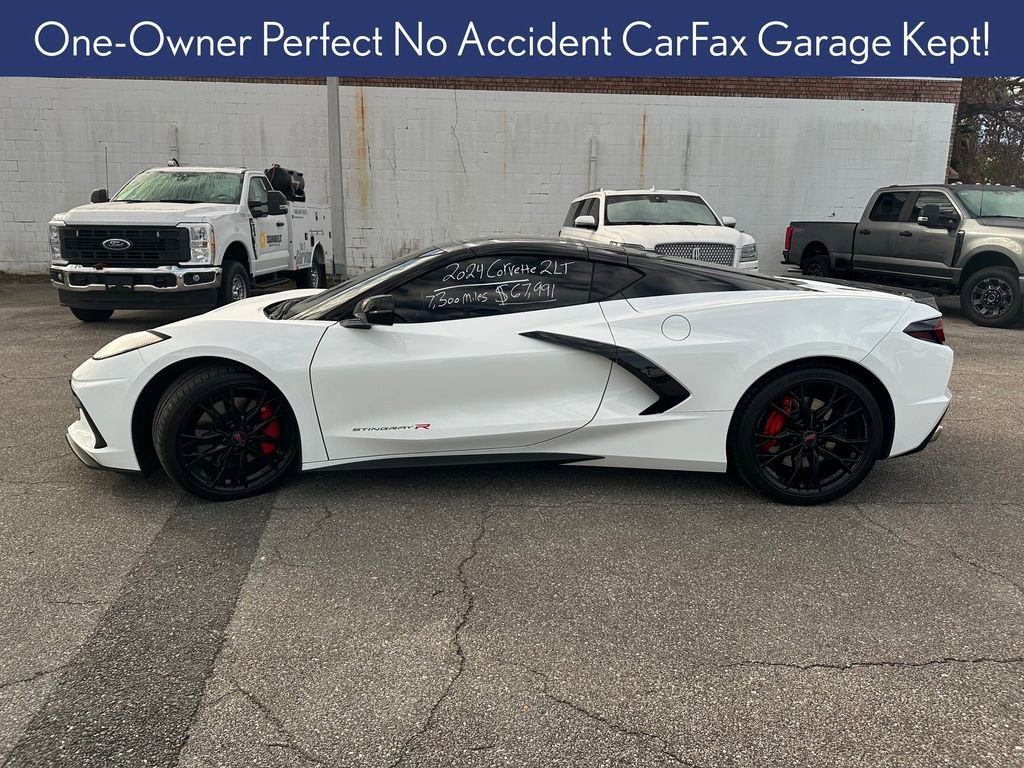 Used 2024 Chevrolet Corvette Stingray Preferred Cpe w/ Z51 Performance Package image 2