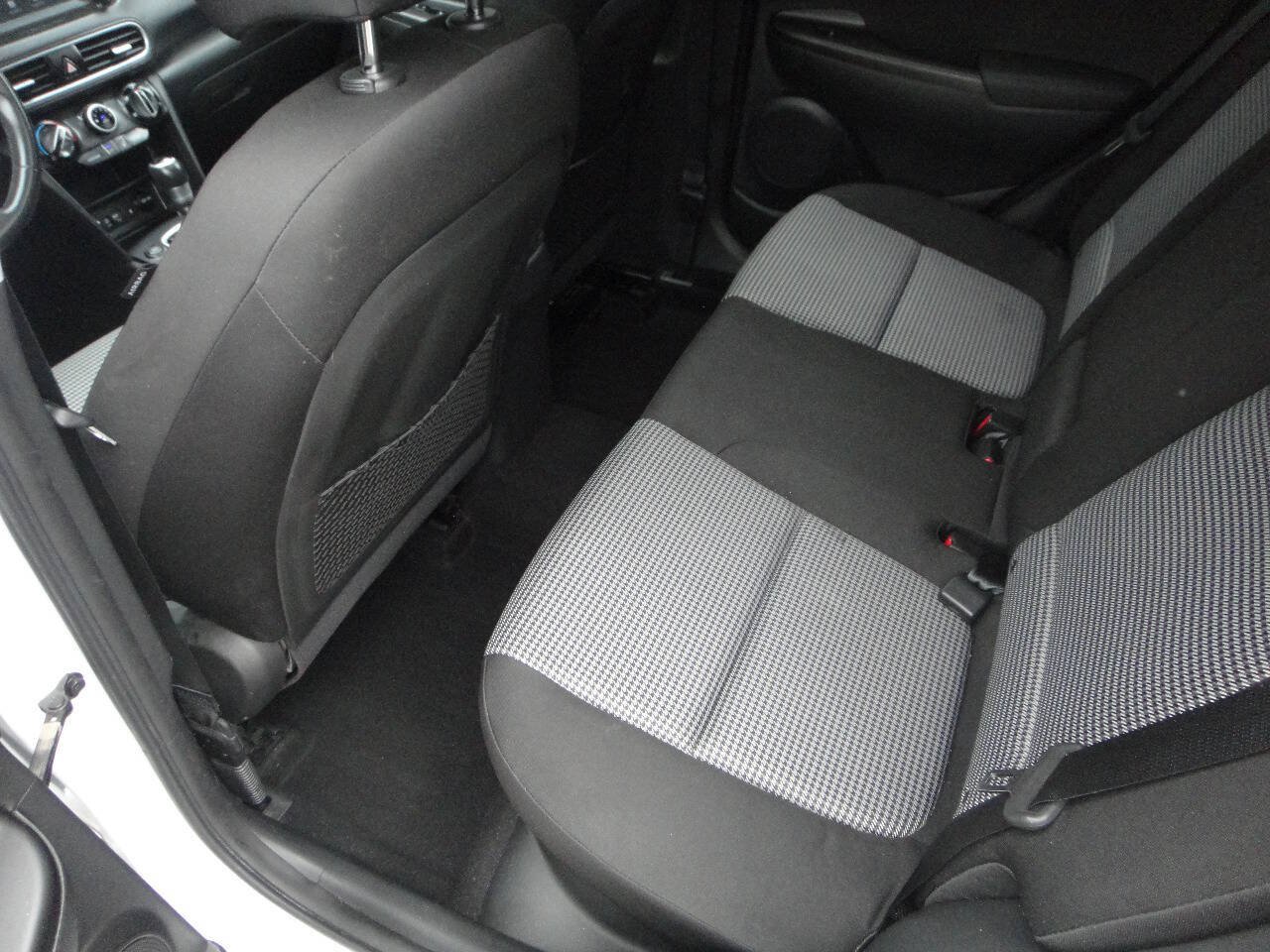 Used 2021 Hyundai Kona SEL Plus w/ Cargo Package AWD/4WD image 12