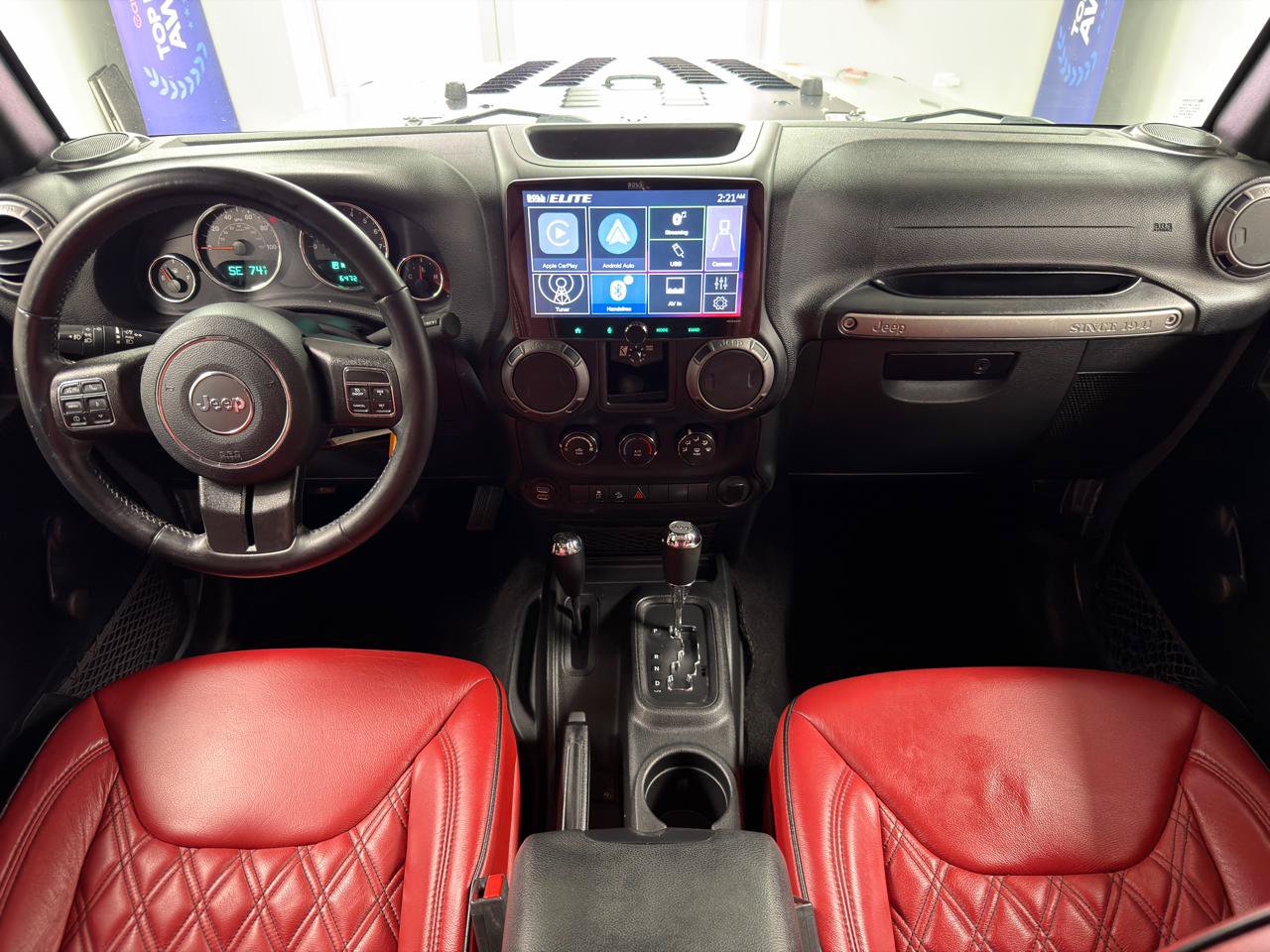 Used 2018 Jeep Wrangler Unlimited Sport AWD/4WD image 29