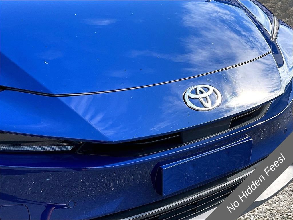 Used 2023 Toyota Prius LE FWD image 21