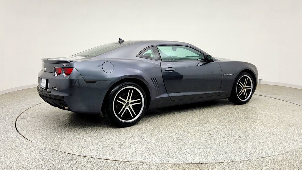 Used 2011 Chevrolet Camaro LT w/ RS Package RWD image 5