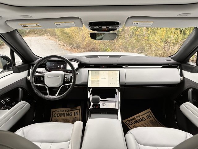 Used 2024 Land Rover Range Rover Sport SE image 30