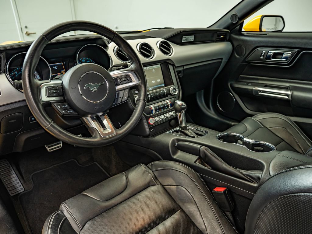 Used 2015 Ford Mustang GT Premium w/ Equipment Group 401A RWD image 33