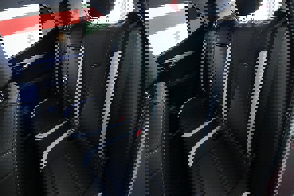 Used 2025 Buick Envision Sport Touring image 19