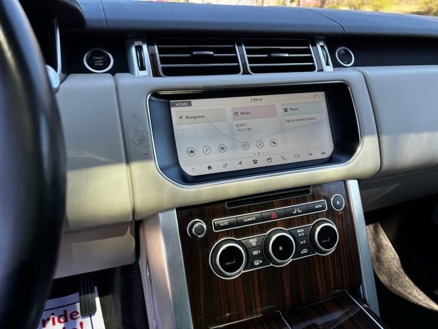 Used 2017 Land Rover Range Rover HSE image 39