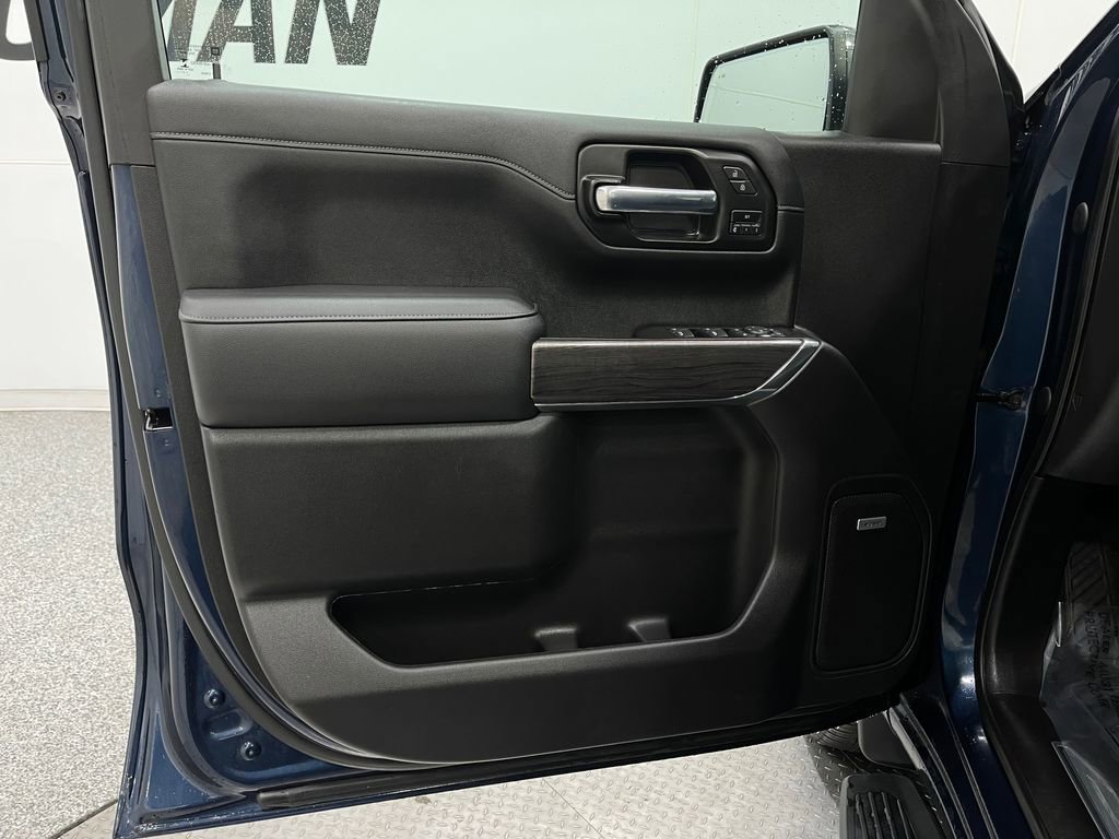 Used 2020 Chevrolet Silverado 1500 LTZ w/ LTZ Premium Package image 16