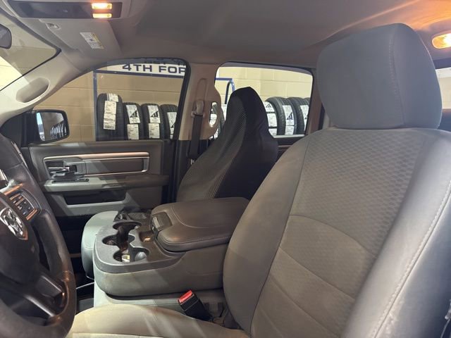Used 2019 RAM 1500 Classic SLT image 8