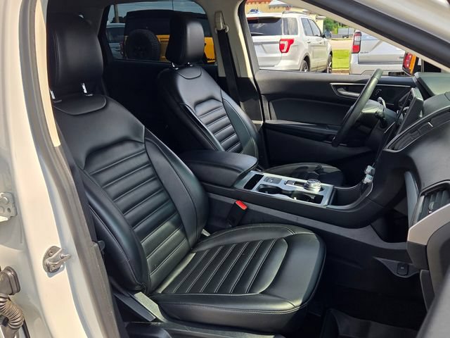 Used 2022 Ford Edge SEL AWD/4WD image 16