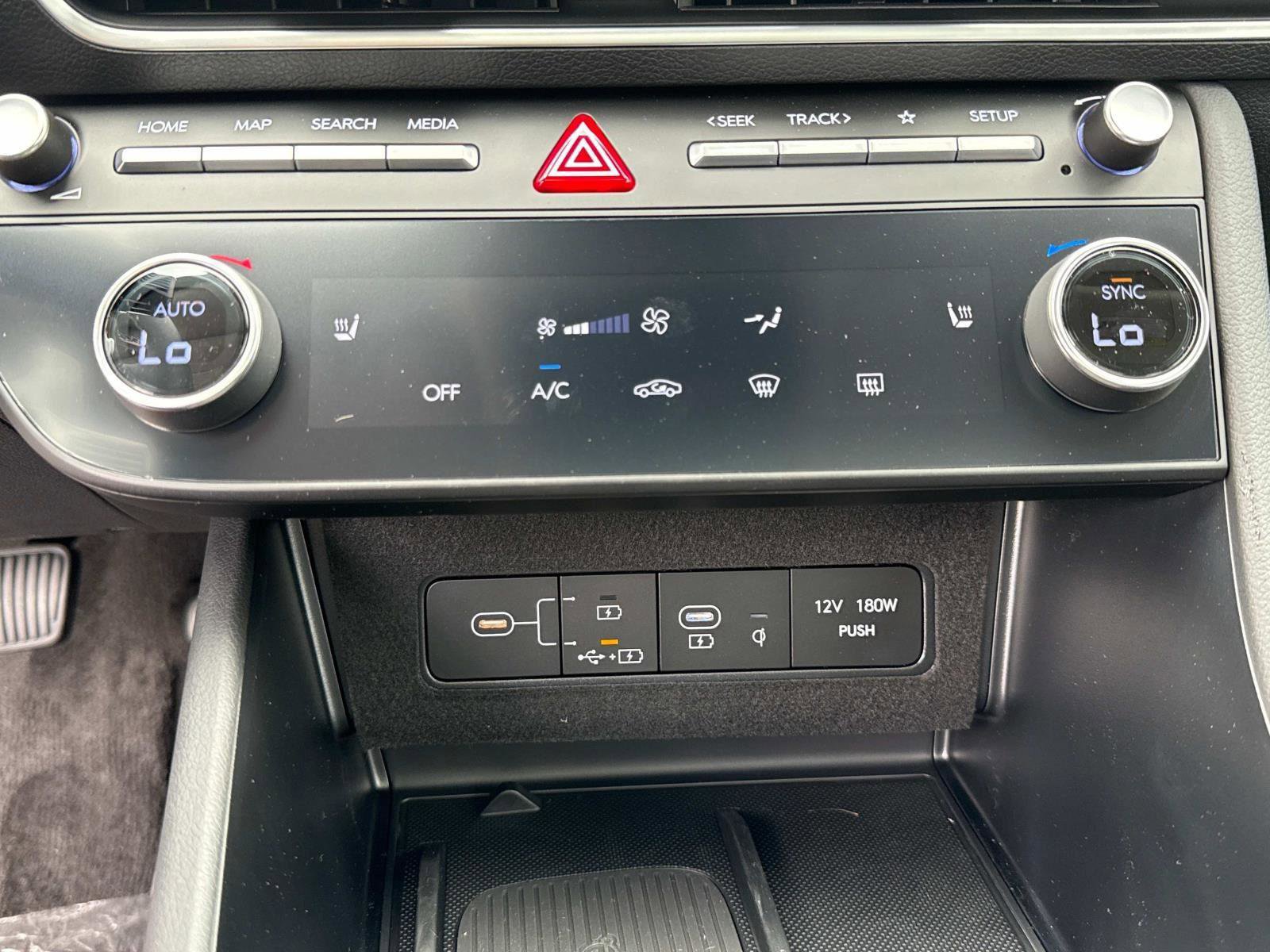 New 2025 Hyundai Sonata SEL image 6