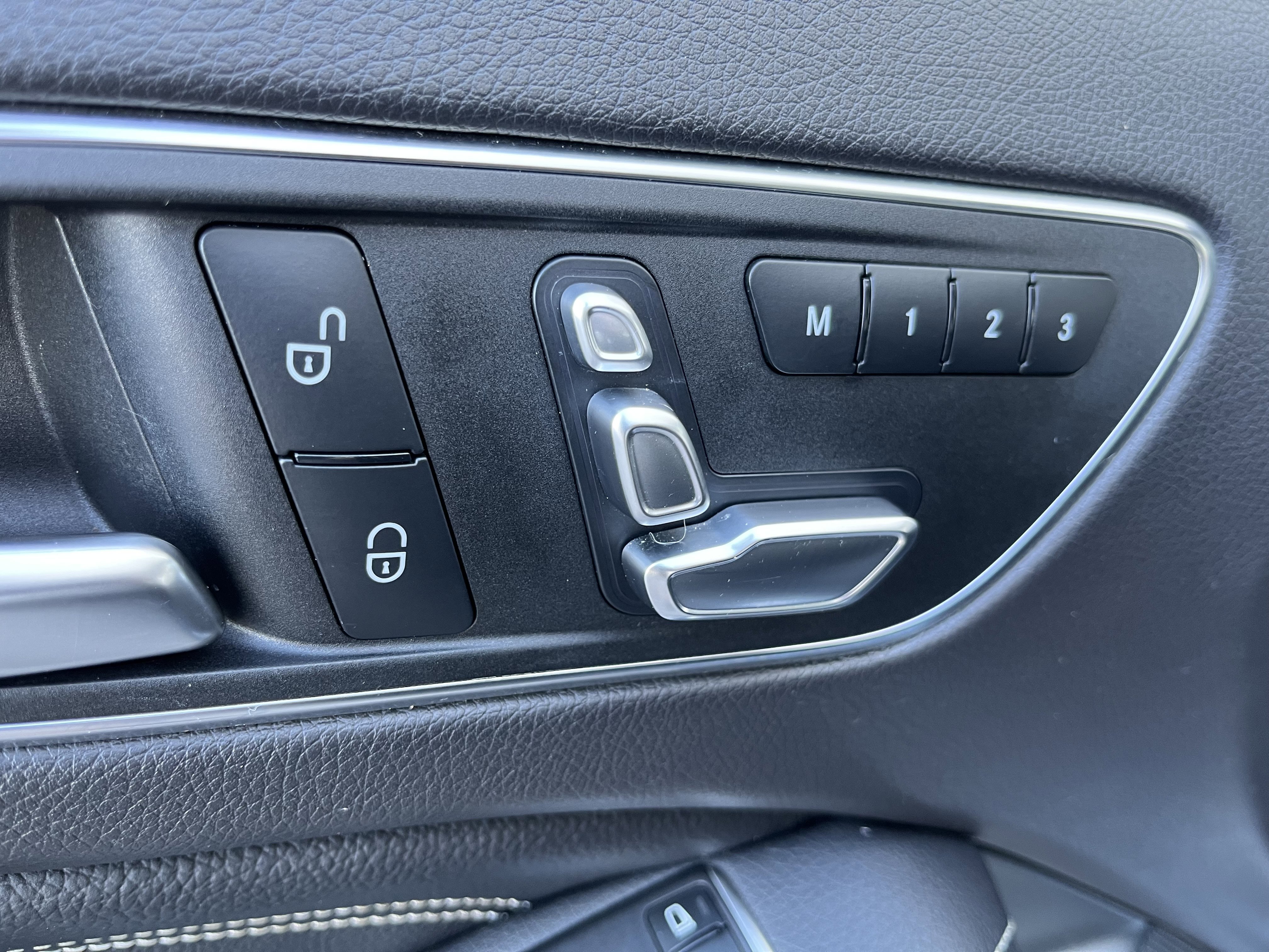 Used 2019 Mercedes-Benz GLA 250 GLA 250 image 16