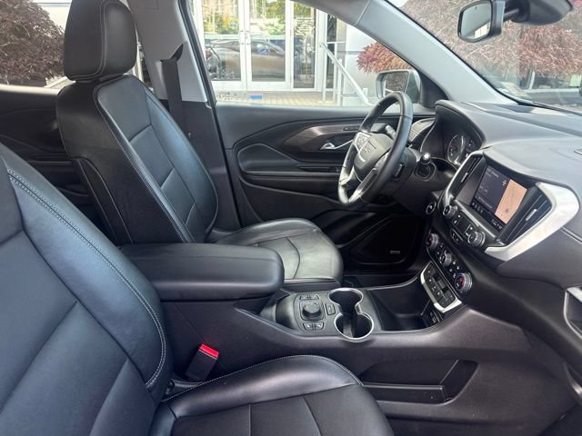 Used 2023 GMC Terrain SLT w/ Infotainment Package II AWD/4WD image 32