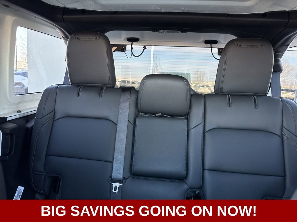 New 2025 Jeep Wrangler Sahara image 34