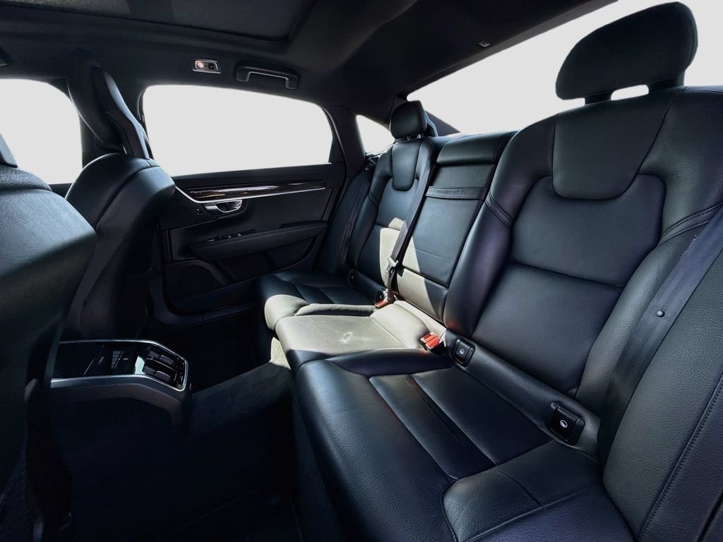 Used 2018 Volvo S90 T6 Momentum w/ Convenience Package AWD/4WD image 27