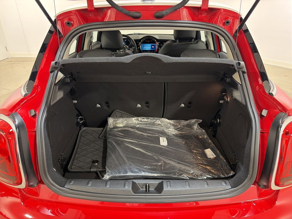 Used 2023 MINI Cooper S image 29