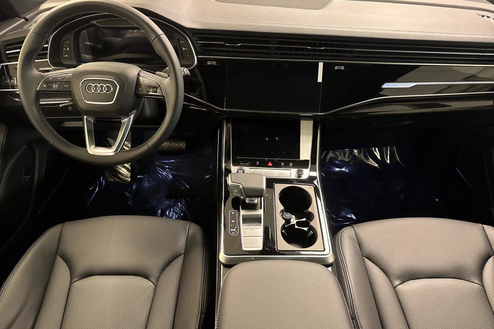 Used 2026 Audi Q8 Premium Plus AWD/4WD image 13