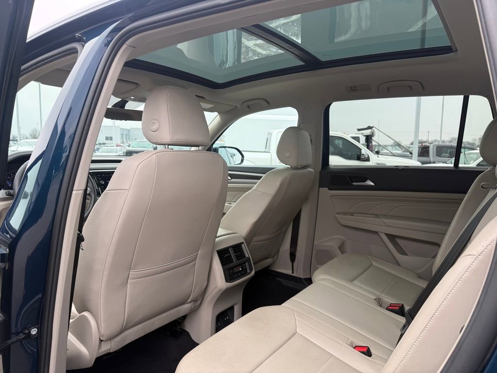 Used 2023 Volkswagen Atlas SE image 11