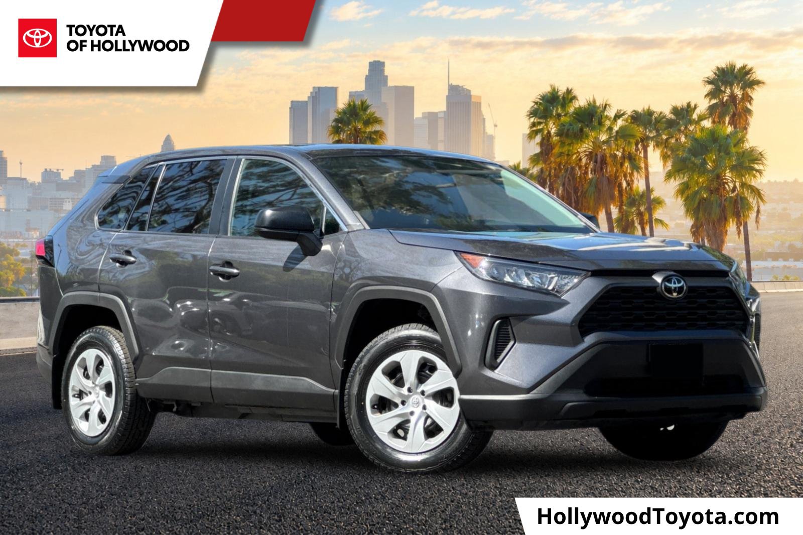 Used 2022 Toyota RAV4 LE FWD image 1