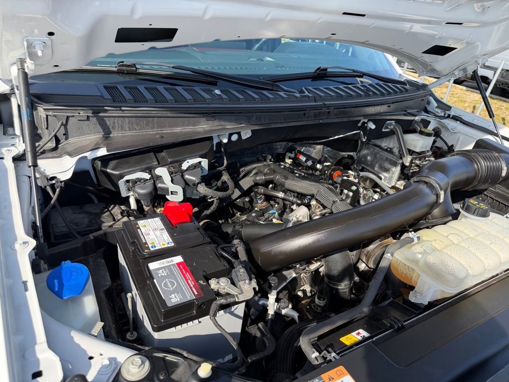 Used 2024 Ford Expedition Limited image 39