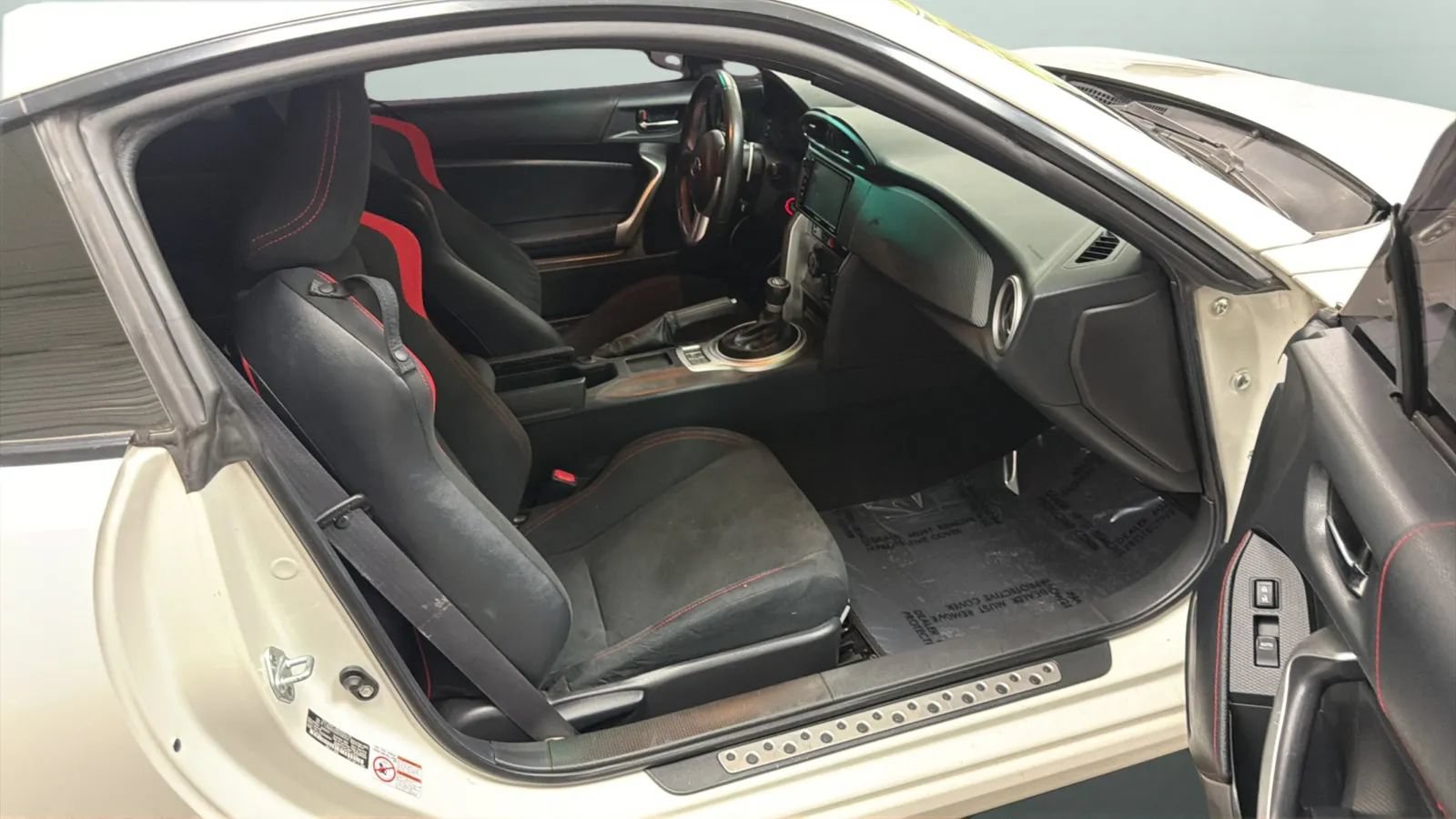 Used 2016 Scion FR-S RWD image 21